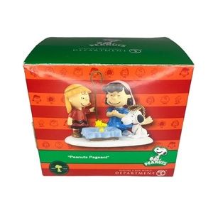 Dept 56 Peanuts Village - Peanuts Pageant Nativity Lucy Snoopy 808964